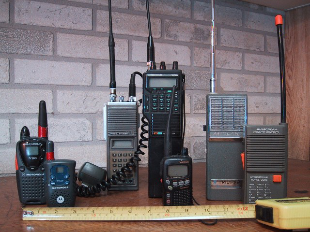 Ham Radios vs Walkie Talkies: Which One Should I Choose? - Stryker