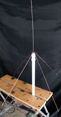 DIY a 2 anteneu nangtung méteran