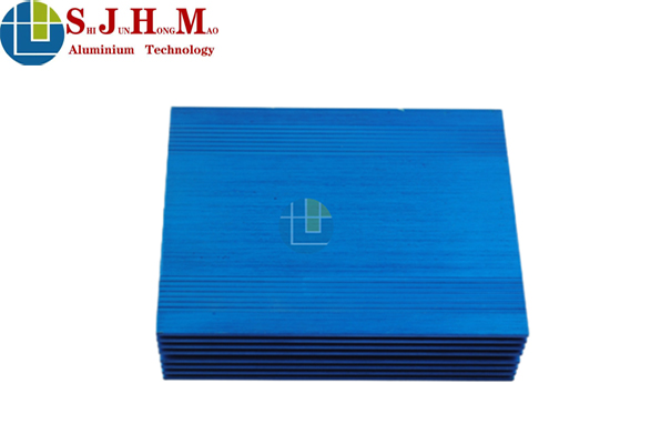 What Are The Advantages Of Using Aluminum Alloy Shell For Mobile Power Supply?